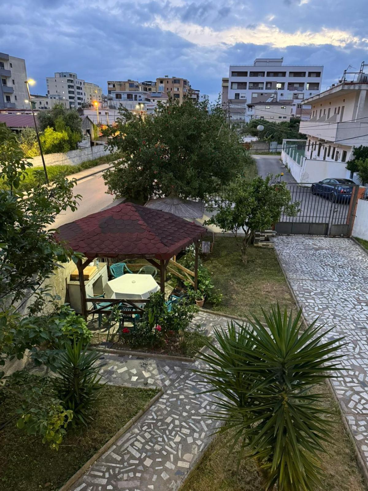 Melas Villa Durrës 外观 照片
