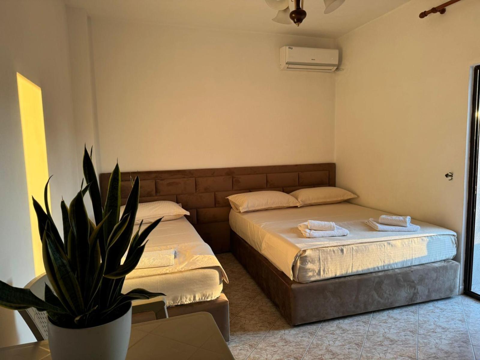 Melas Villa Durrës 外观 照片