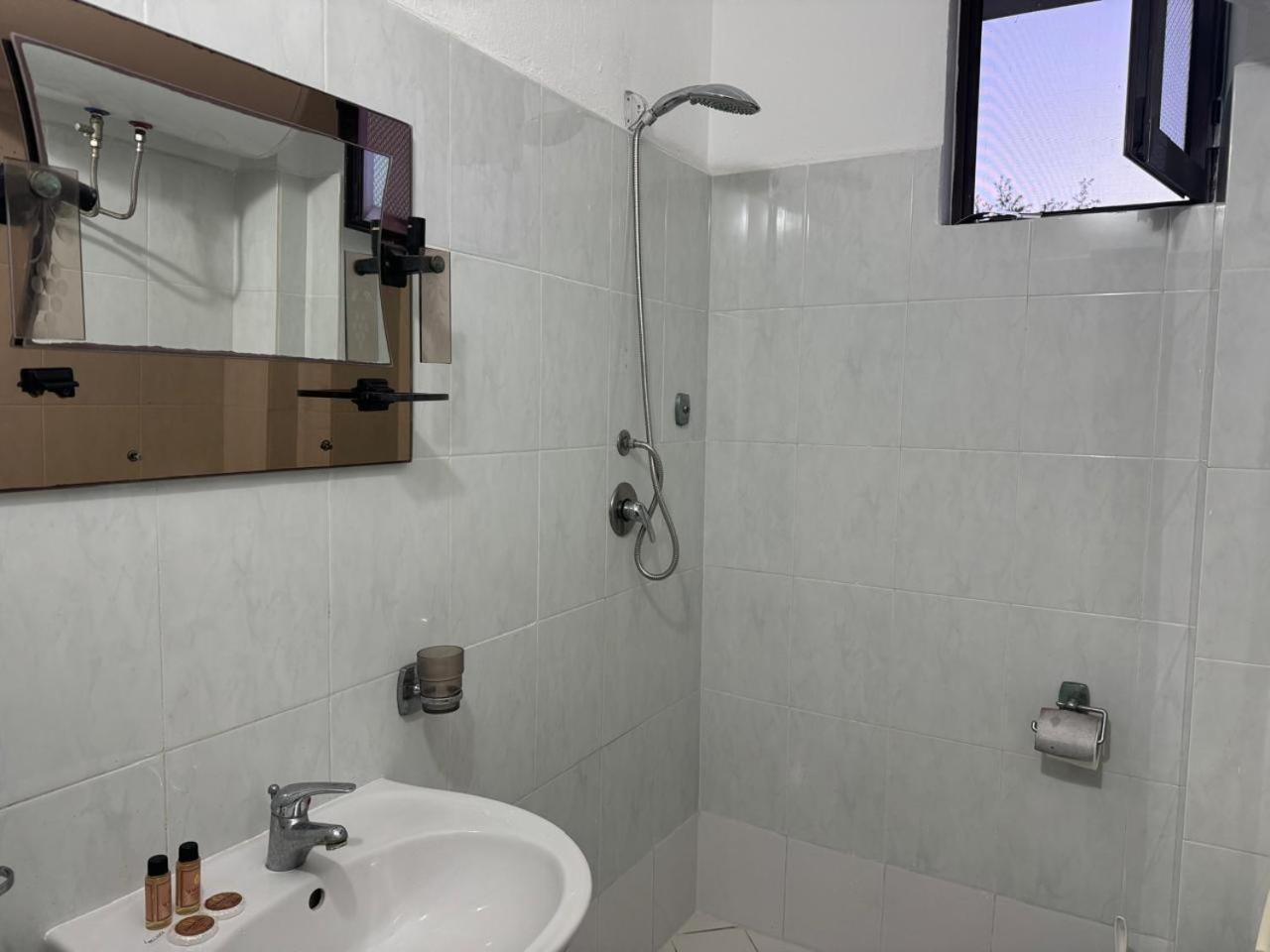 Melas Villa Durrës 外观 照片