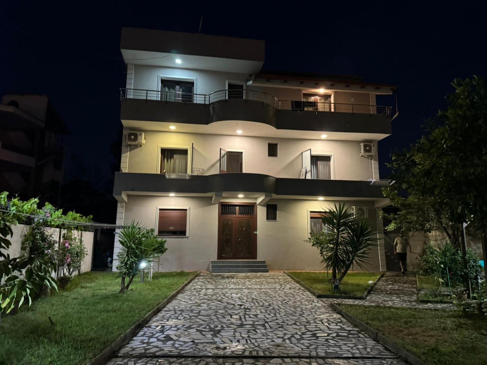 Melas Villa Durrës 外观 照片