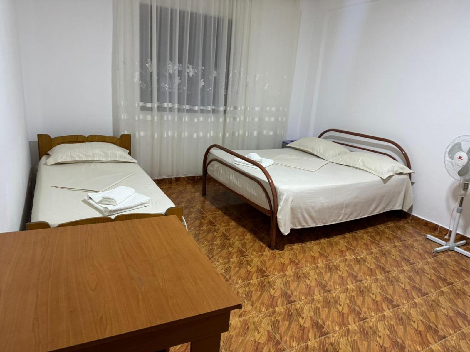 Melas Villa Durrës 外观 照片