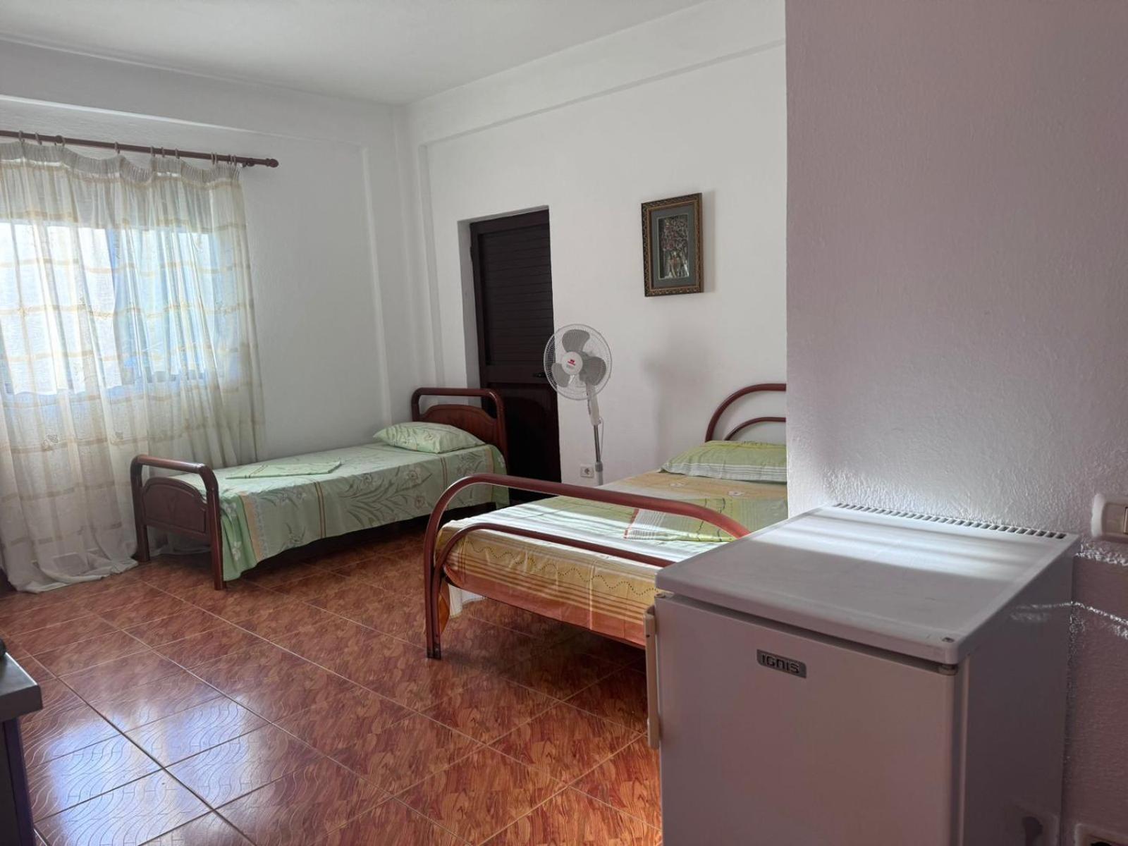 Melas Villa Durrës 外观 照片